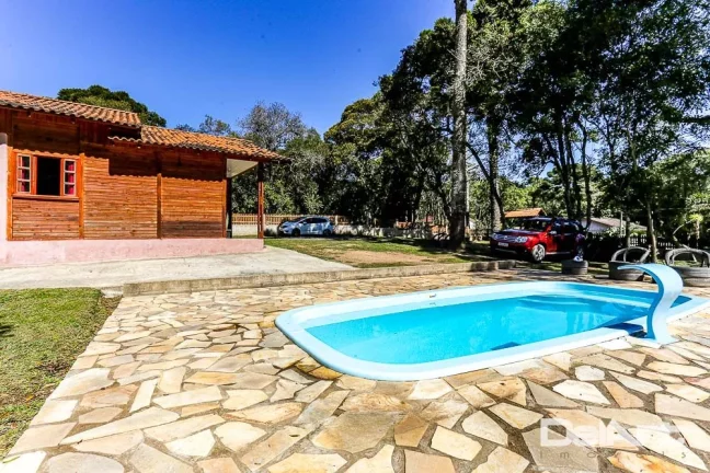 Imagem Chácara com piscina e residência com 160m2 - no Tijuco Preto - com 3.731m² de terreno - localizada ANTES DO PEDÁGIO a apenas 4 km do Portal de Rio Neg