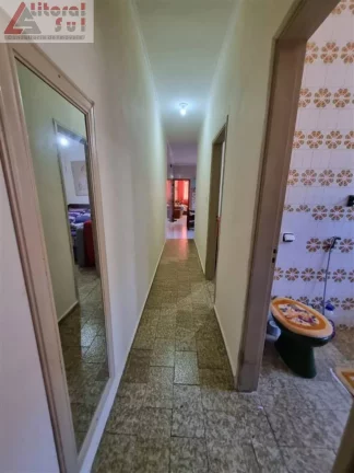 Imagem Imperdível oportunidade: Casa Geminada com edícula à venda em Praia Grande-SP, Caiçara! 2 quartos, 1 sala, 2 banheiros, 2 vagas, 139,15 m²!