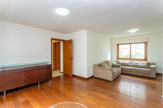 Imagem Apartamento à venda em Porto Alegre, Petrópolis, com 3 quartos, 124m2