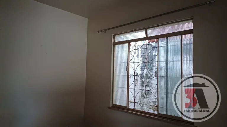 Imagem Casa na Avenida Pinheiro Machado próximo ao Tribunal de Justiça