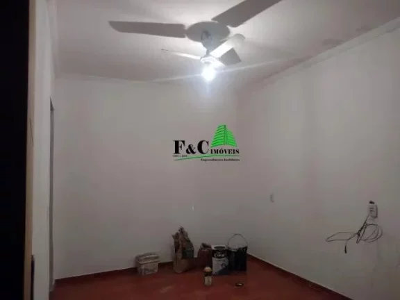 Imagem Casa para Venda em Hortolândia, Vila Real, 3 dormitórios, 1 suíte, 1 banheiro, 1 vaga