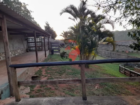 Imagem Chácara com Casa principal e Edícula no bairro bairro Recanto dos Palmares, Atibaia