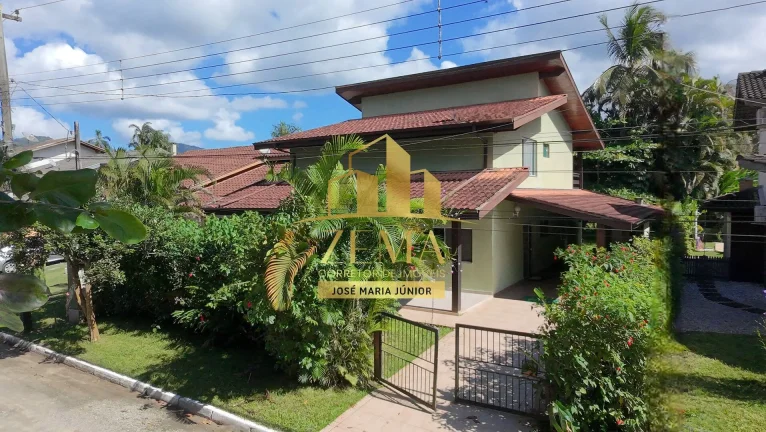 Imagem Sobrado em Condominio Clube. 04 dorms, 264 m2 em 448 m2. Segurança 24h