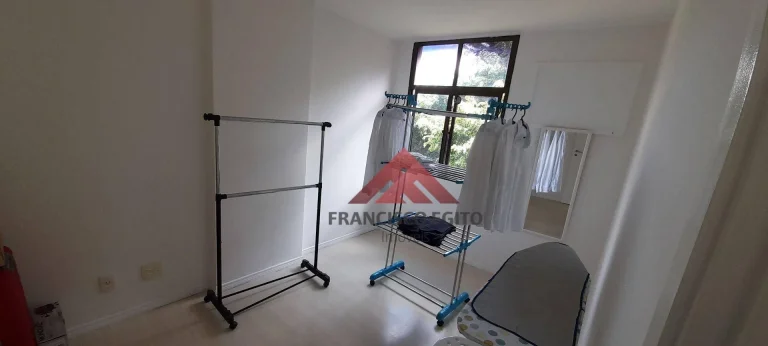 Imagem Apartamento com 2 dormitórios à venda, 60 m² por R$ 240.000,00 - Ingá - Niterói/RJ
