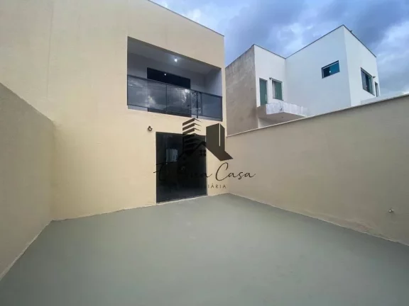 Imagem Casa Duplex 3 Quartos Suíte, Terraço e 2 Vagas, no Xangri-lá