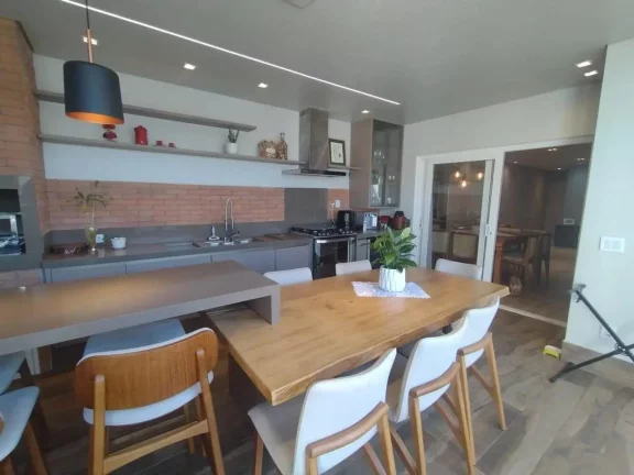 Imagem Casa em Condomínio para Venda em Cuiabá / MT no bairro Jardim Imperial