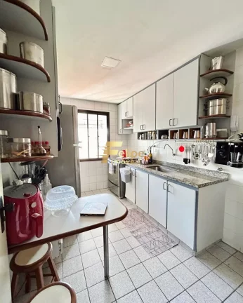 Imagem Amplo apartamento de 03 quartos em Jardim Camburi.