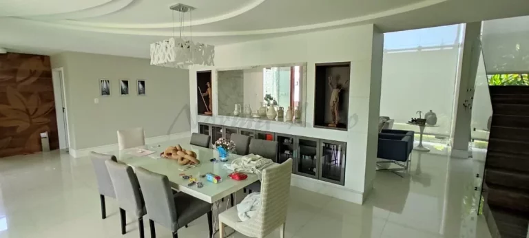 Imagem Casa duplex no Condomínio Morada do Rio: Luxo e conforto em Mosqueiro, Aracaju-SE! 5 quartos, 4 suítes, 3 salas, 7 banheiros, 6 vagas e 700m².