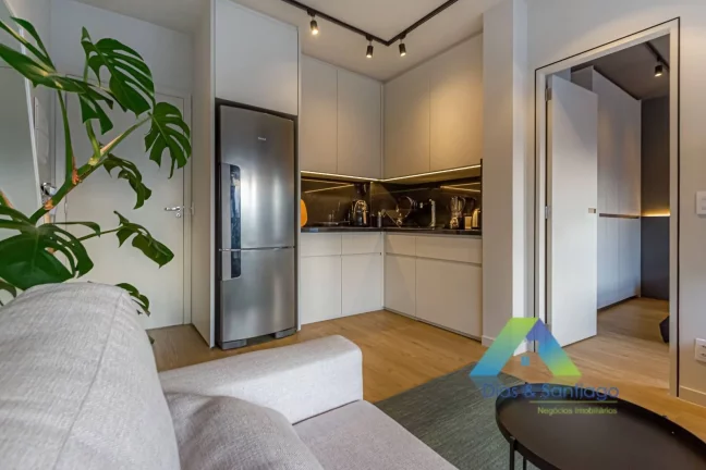 Imagem Apartamento todo mobiliado em Pinheiros com 39m² - 1 suíte com localização privilegiada a 210mts da Estação de Metrô Faria Lima/Pinheiros.