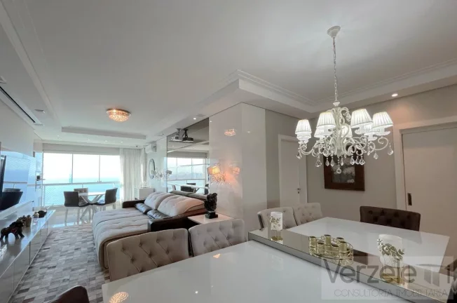 Imagem Apartamento 3 dormitórios para Venda no bairro Centro