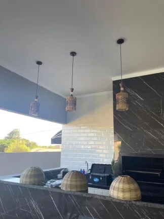 Imagem Casa para Venda em Araçatuba, Residencial Costa Azul, 3 dormitórios, 3 banheiros, 2 vagas
