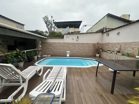 VENDO CASA COM 480 M², PROX AV.MARECHAL FONTINELLE