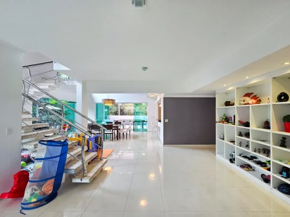 Imagem Impecável Residência de Luxo na Riviera de São Lourenço Módulo 30: 5 Quartos, 5 Suítes, 3 Salas, 6 Vagas, 480m² - Bertioga-SP!