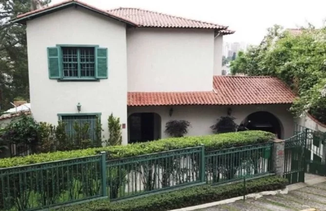 Imagem Casa com 3 Quartos à Venda, 350 m² em Pacaembu - São Paulo