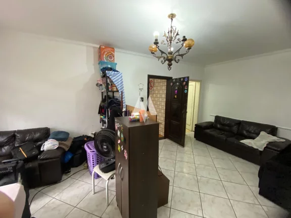 Imagem Sobrado com 4 dormitórios à venda em Santos/SP