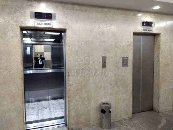 Imagem Copacabana - Comercial › Loja com 0 quarto(s) a Venda