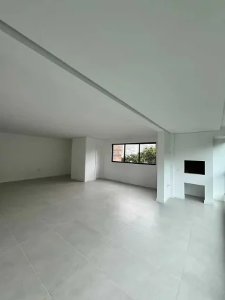 Imagem Apartamento com 3 suítes e 3 vagas de garagem na Praia Brava de Itajaí/SC