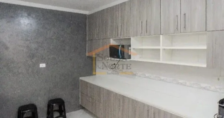 Imagem Casa em condomínio com 157 m² de área construída, distribuída em sala para dois ambientes, cozi...