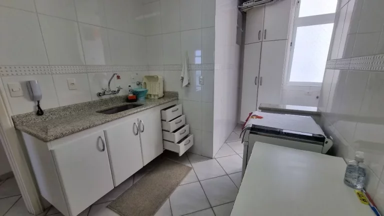 Imagem Apartamento com 3 dormitórios à venda, 100 m² - Pitangueiras - Guarujá/SP