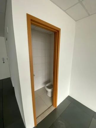 Imagem Sala à venda ou para alugar em Alvinópolis, Atibaia, SP