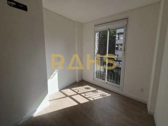 Imagem Ótimo apartamento andar alto, arejado e ótima ventilação com vista para área de preservação p...