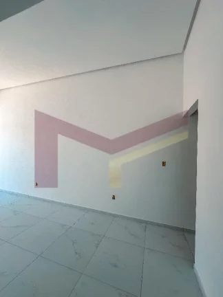 Imagem Casa 3/4 sendo uma suite com closet na Mangabeira