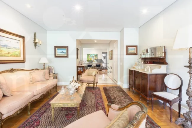 Imagem Apartamento na Rua Maranhão com 04 quartos e 2 vagas, 220m²