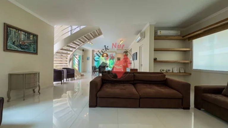 Imagem Sobrado em Condomínio 5 suites com varanda , churrasq quintal e piscina , 4 vagas bairro Jd Vera Cruz, Riviera de são lorenço ,Bertioga