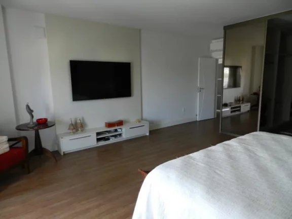 Imagem Casa com 5 suítes João Paulo