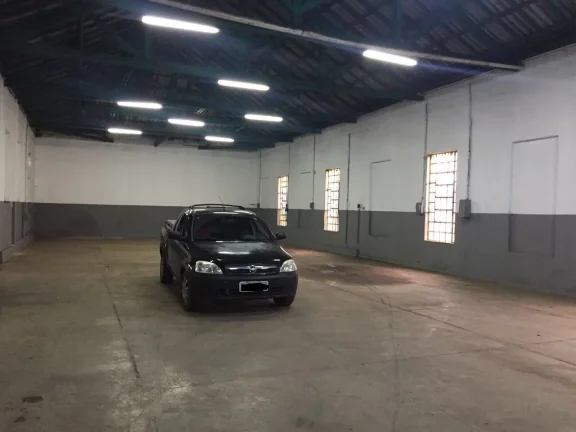 Imagem Barracão comercial com 853,80m2 de construção em terreno de 998,50m2 no centro de Limeira em exce...