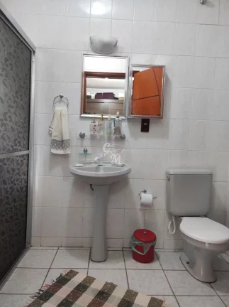 Imagem Excelente Casa Térrea com Área Gramada!