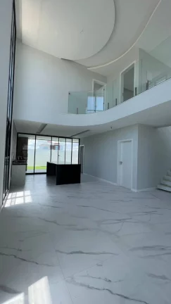 Imagem Casa à Venda no Condomínio Terras Alphaville 2 - Lazer Completo!