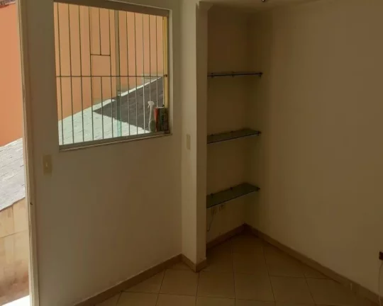 Imagem sobrado com 2 suites e 5 vagas FL26