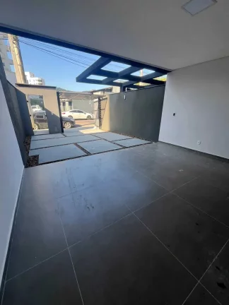 Imagem Geminado alto padrão com 3 suítes sendo 1 master e 2 vagas de garagem - Saguaçu | Joinville/SC