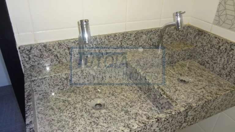 Imagem CONJUNTO COMERCIAL PARA LOCAÇAO