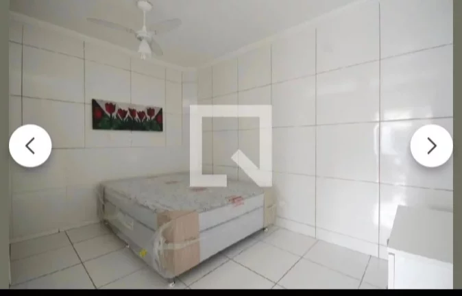 Imagem Prédio com 6 apartamentos em São José Florianopolis SC