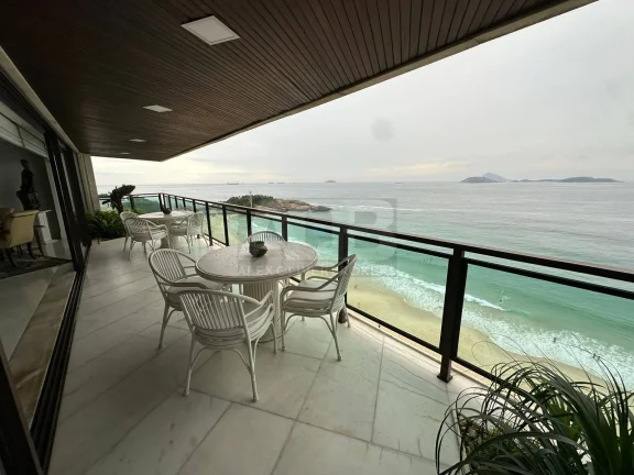 Imagem Apartamento à venda em Ipanema, 348m2, 3 quartos, 3 vagas, Frontal Mar.