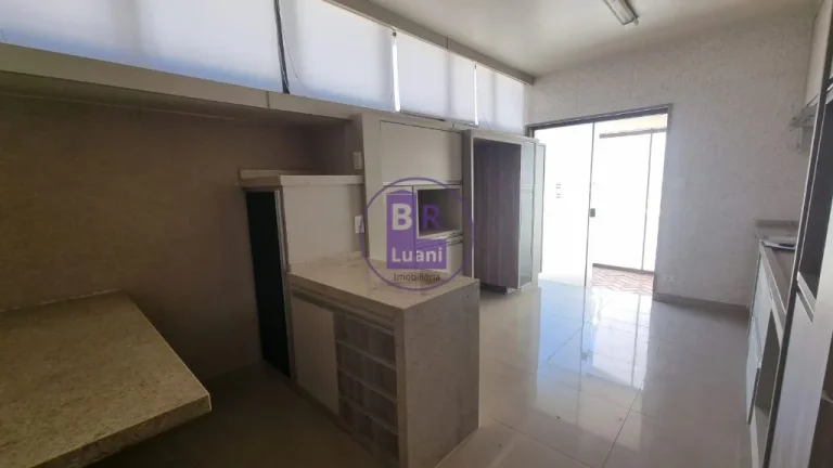 Imagem Casa para locação ou venda com localização privilegiada