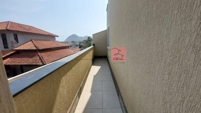 Imagem Casa Triplex à venda no Barroco, Itaipuaçu.