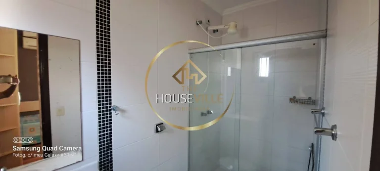 Imagem Casa Sobrado 4 Dormitórios (3 suítes), 3 Vagas, Condomínio Portal da Serra.