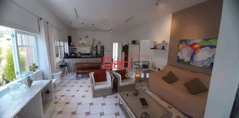 Imagem Casa com 5 dormitórios à venda, 234 m² por R$ 2.300.000,00 - Geribá - Armação dos Búzios/RJ