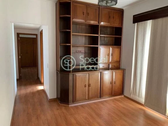 Imagem Excelente apartamento no Campo Belo. Andar alto, com vista livre. Ambientes amplos, claros e bem dis...