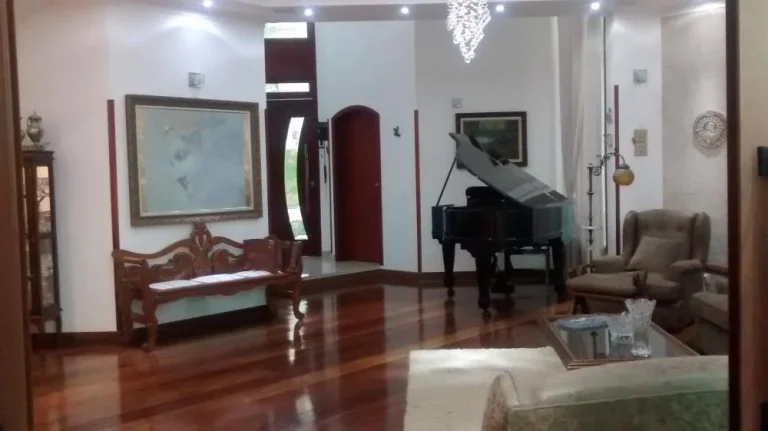 Imagem Casa no Res. Morada dos Lagos - 480m²