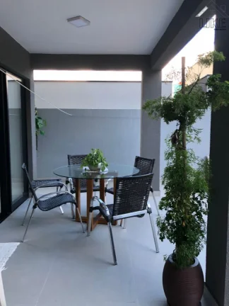 Imagem Oportunidade única: Casa em Condomínio no GOLDEN PARK, Jacareí - Conforto e segurança garantidos!