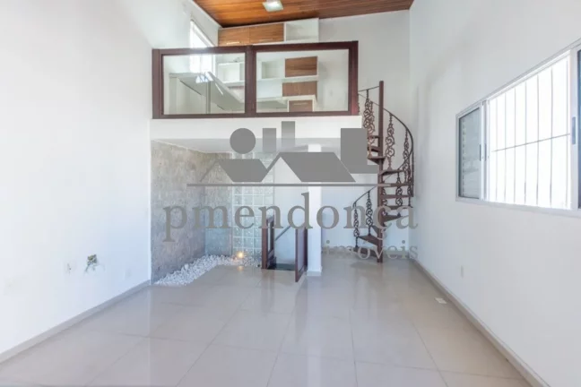 Imagem Cobertura Duplex em Higienopolis com 3 quartos (1 sui­te) e 1 vaga, 180m²