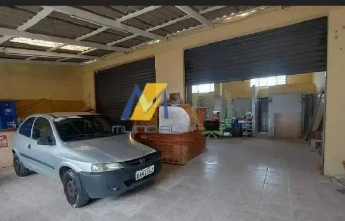 Salão à Venda com 104m²!!!