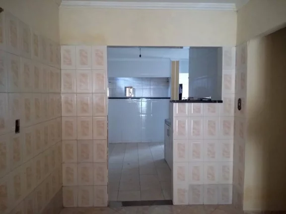 Imagem Casa no Eduardo Gomes - 3/4, Suíte, 110m², Vaga de Garagem - Confira!