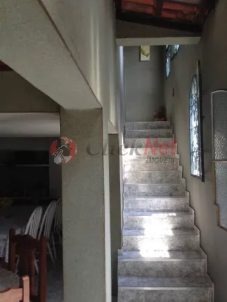 Imagem Casa assobradada à venda p/fins residenciais ou comerciais, recentemente reformada externamente, localizada no bairro Assunção com 4 dormitórios, sendo 3 suítes, 4 vagas, 400m².