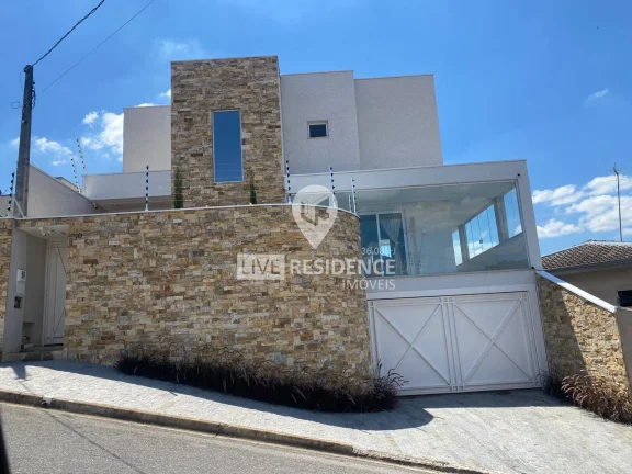 Imagem Excelente residência com fino acabamento em bairro nobre!