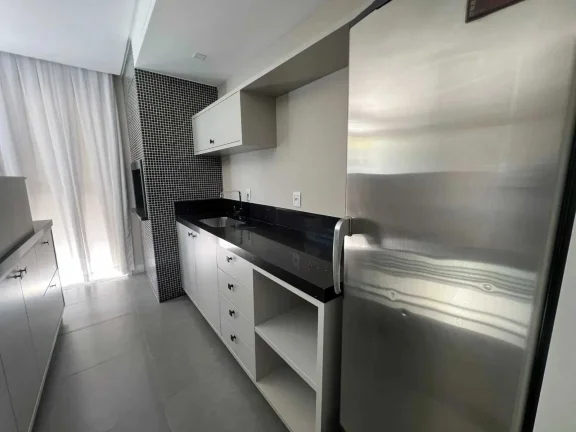 Imagem Casa alto padrão em condomínio com 4 suítes sendo 2 demi e 1 master em Camboriú